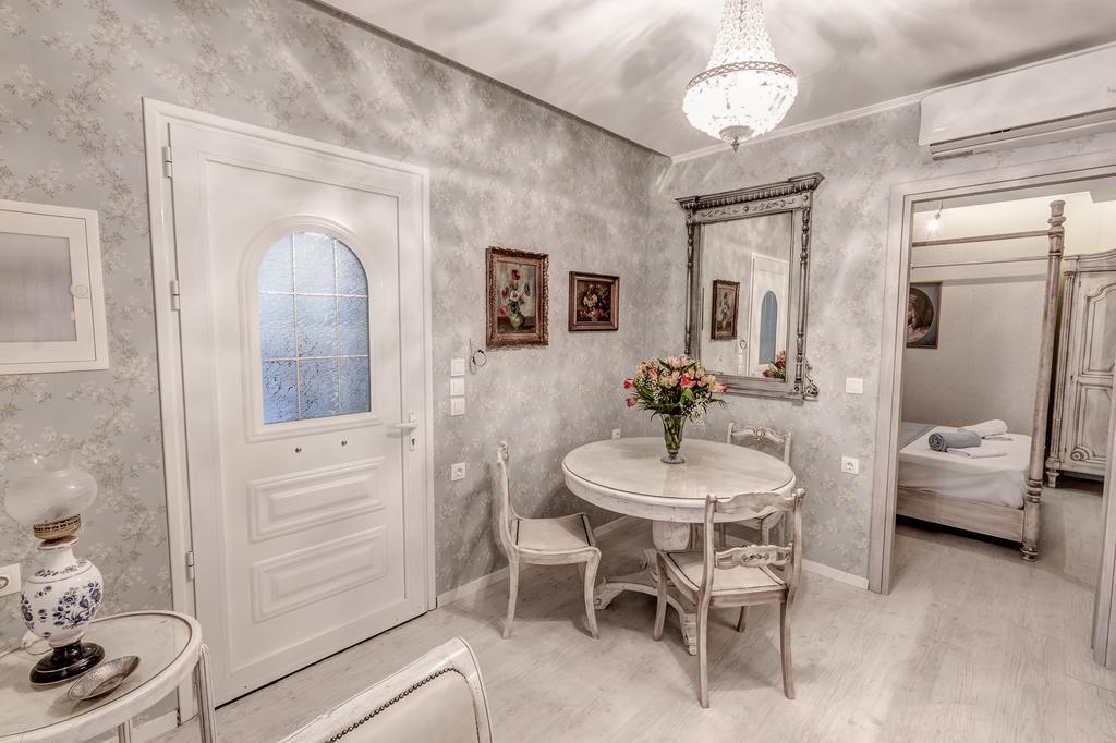Papalina Suite Corfu  ภายนอก รูปภาพ
